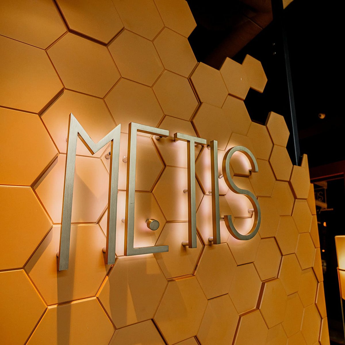 METIS